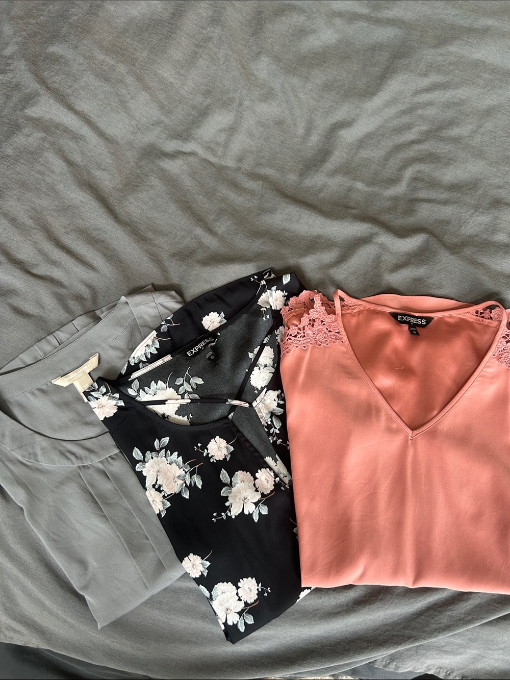 Bundle of 3 Express & Banana Republic Short  Sleeve Tops
